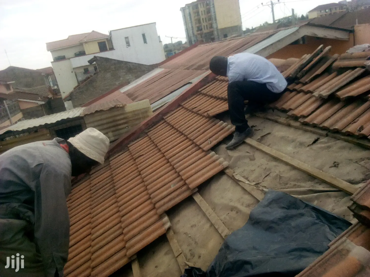 Roof Repair Emergency Attendant