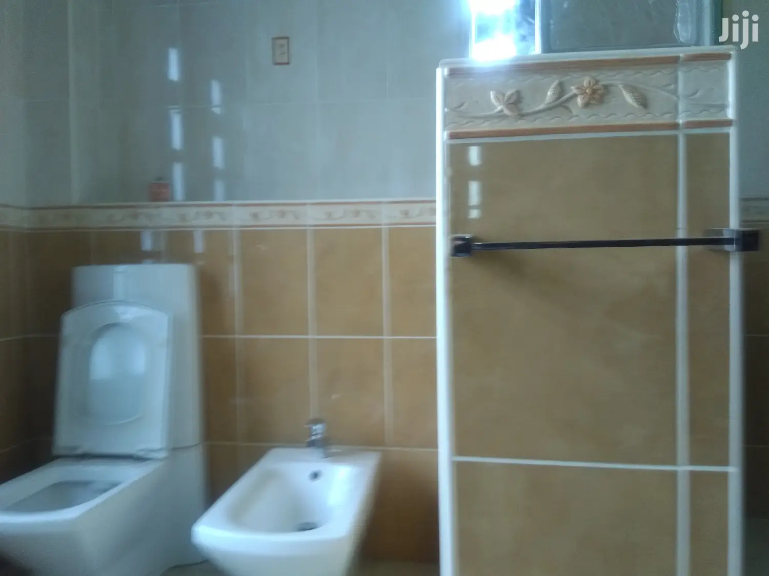 4bedroomed Maisonette Off Elomoro Rd