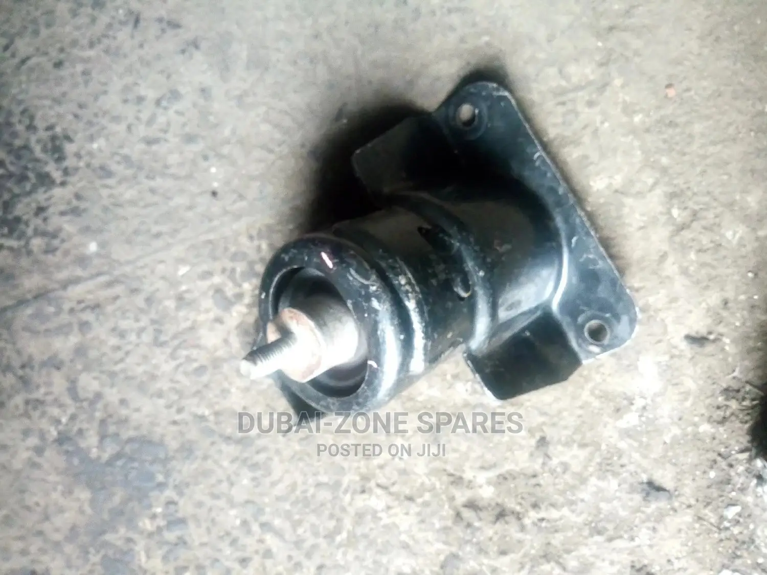 Engine Mounts Zuzuki Splash.