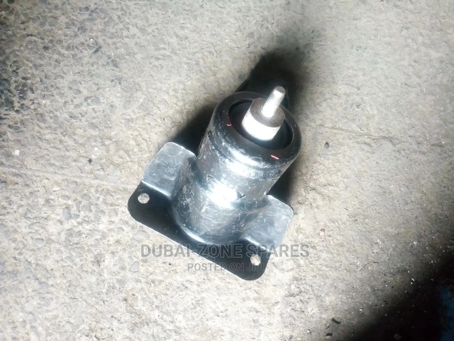 Engine Mounts Zuzuki Splash.