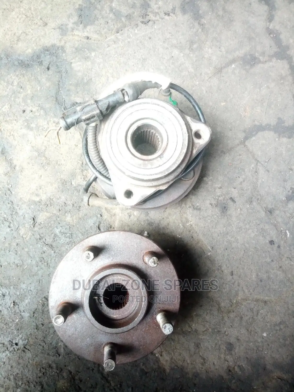 Hub Ford Exprole and Ford Ranger.