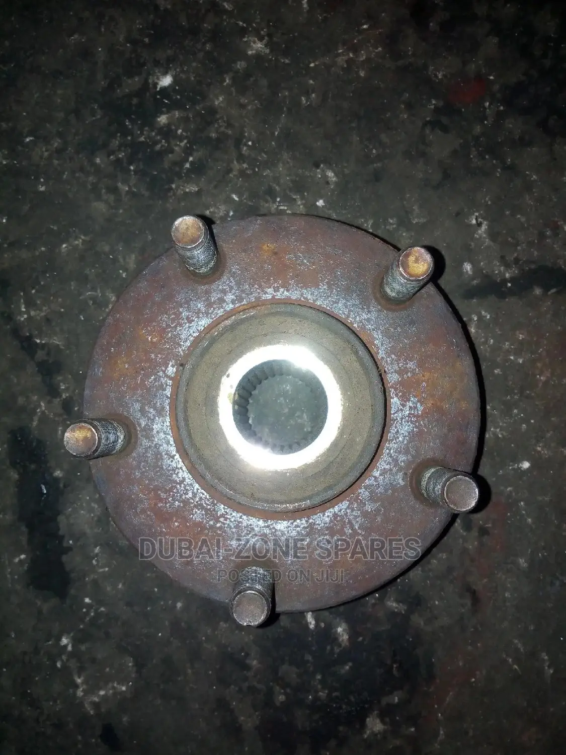 Mistubishi RVR Front And Rear Hub 4WD Availble.