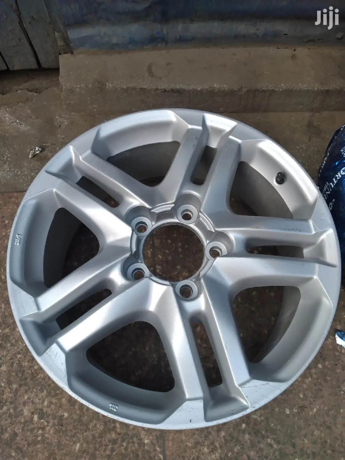 Original Rim Size 20' Inch For Landcruiser V8.