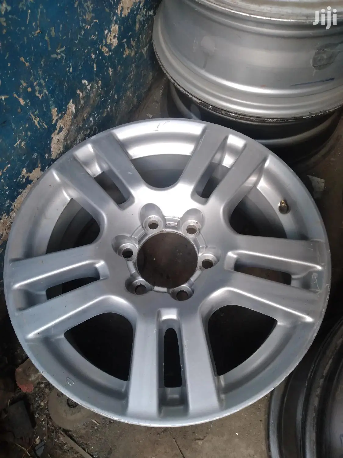 Original Rims Size 18 Inch for Landcruiser Prado.
