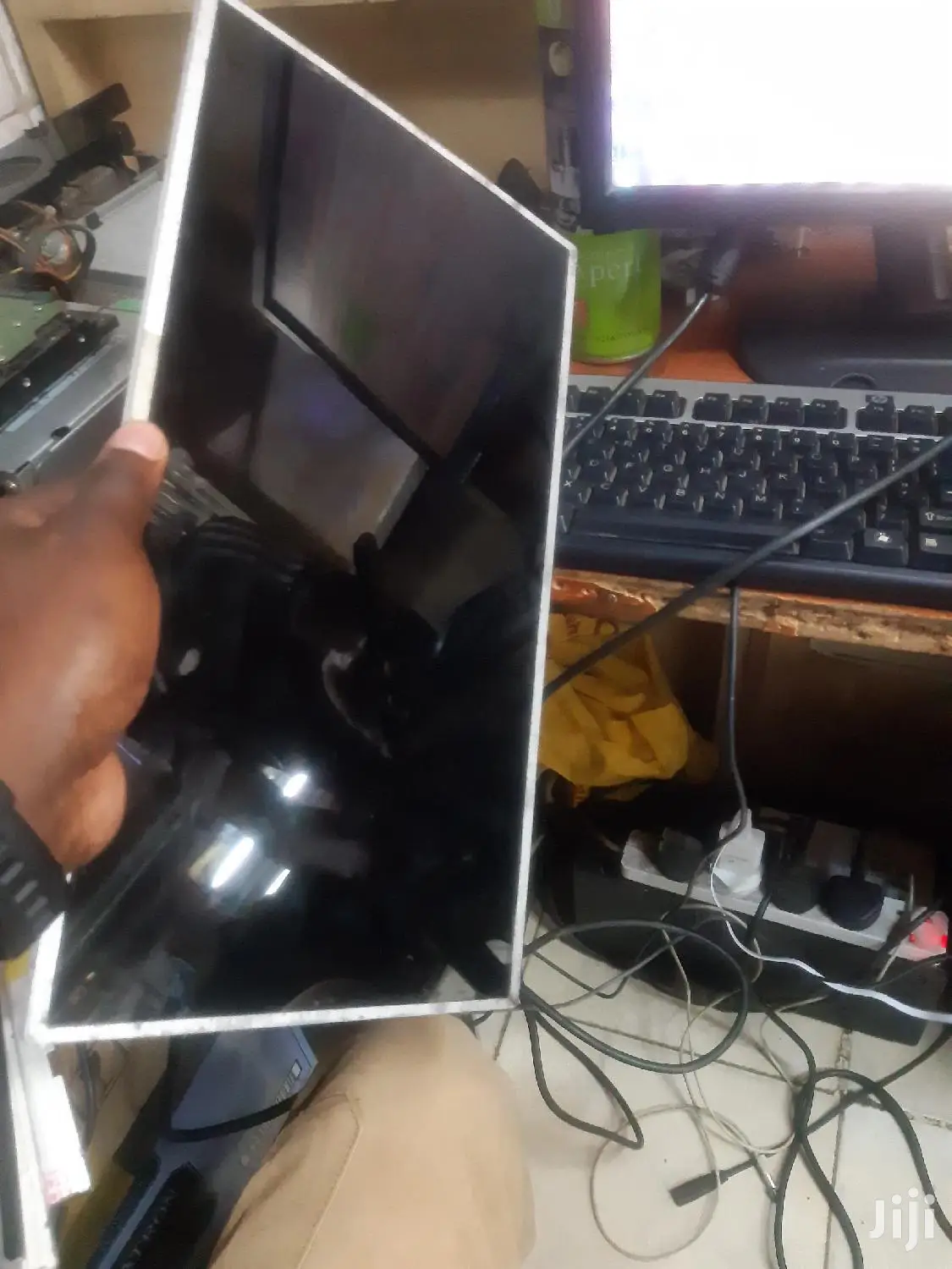 Laptop Screens Replacement