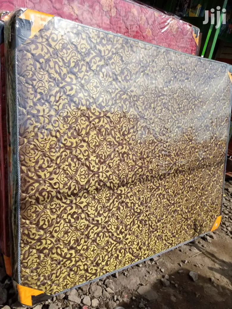 Heavy Duty/High Density (6by6 8") Mattresses