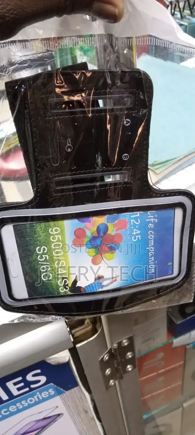 Universal Phone Jogging And Gym Armband Phone Holder