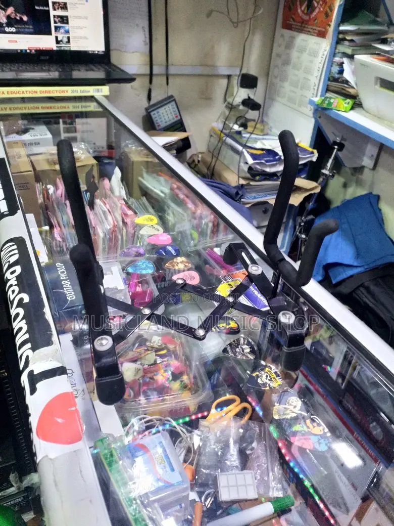 Violin Stand 2500