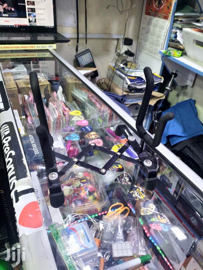 Violin Stand 2500