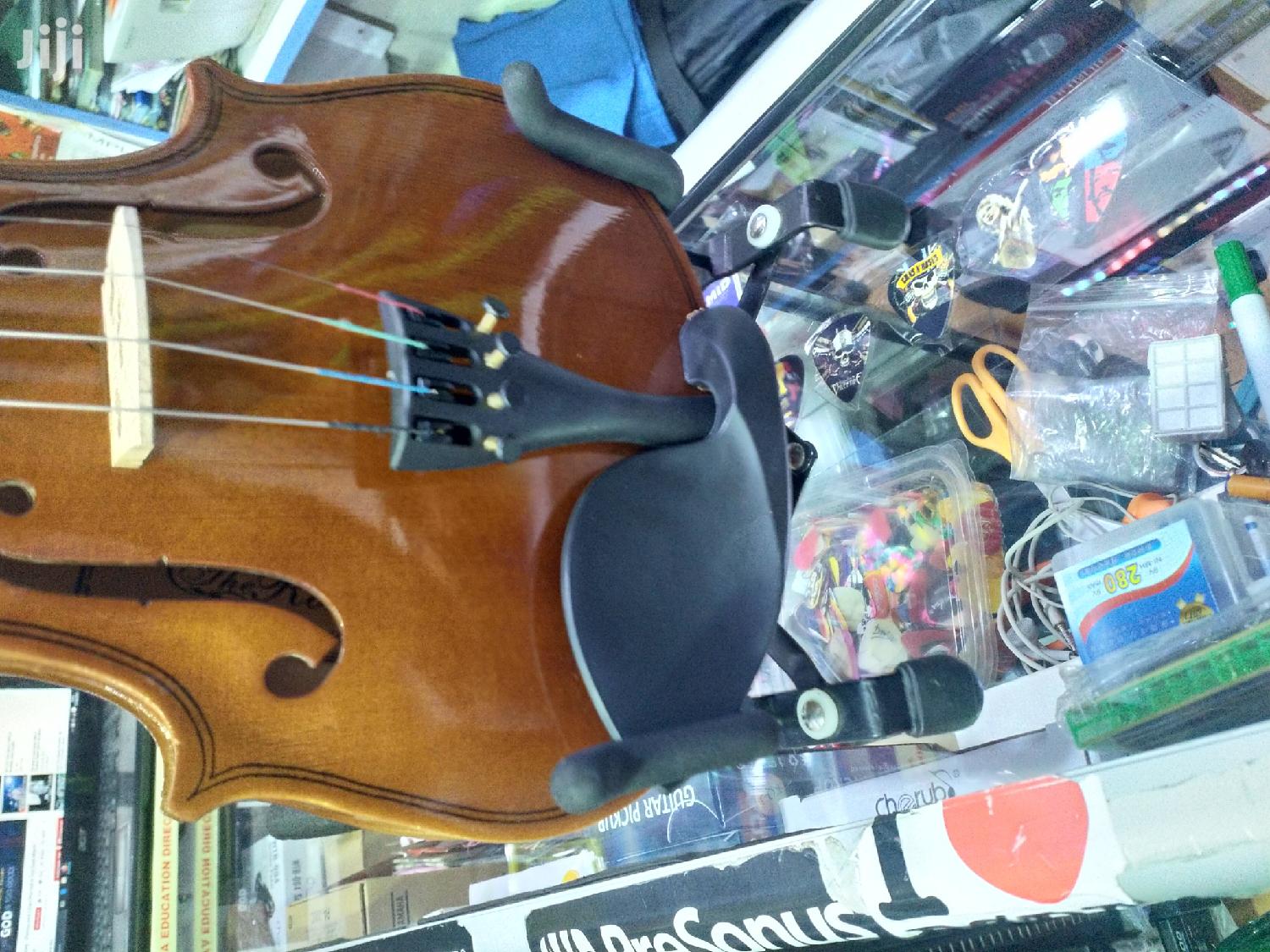 Violin Stand 2500