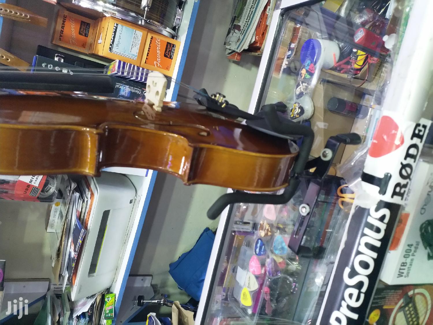 Violin Stand 2500