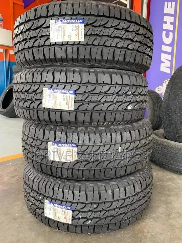 255/70 R15 Michelin Tyre Latitude