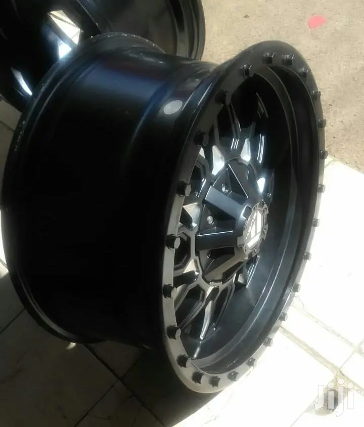 Alloy Rims Set Size 18 Inch 6 Holes Brand New.
