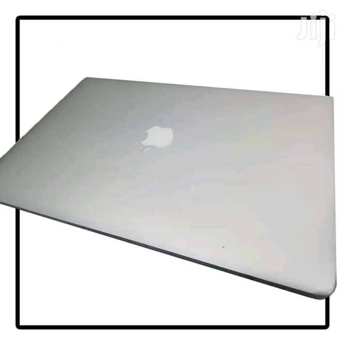 Laptop Apple MacBook Pro 8GB Intel Core I5 SSD 128GB