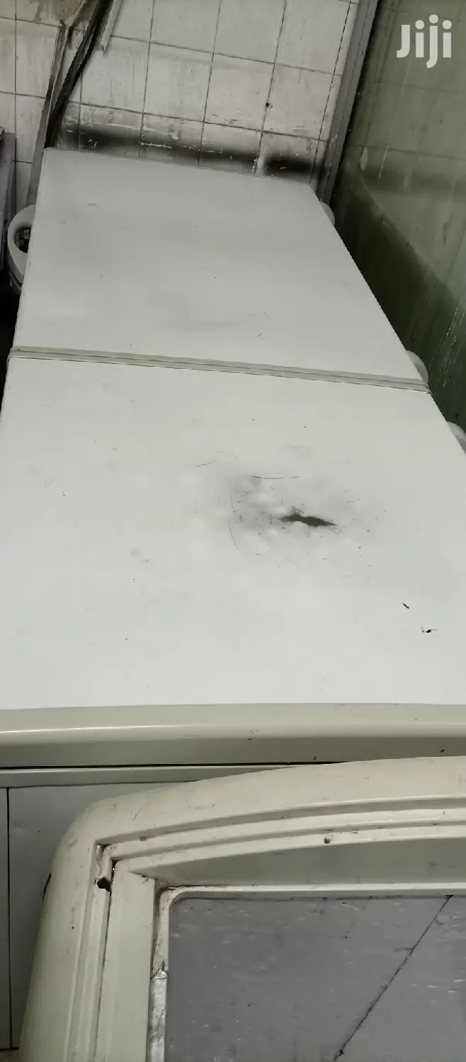 600L Freezer