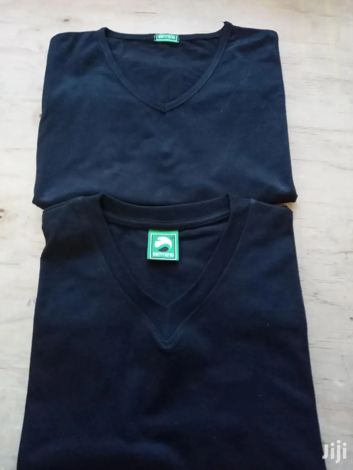 V Neck Tshirts