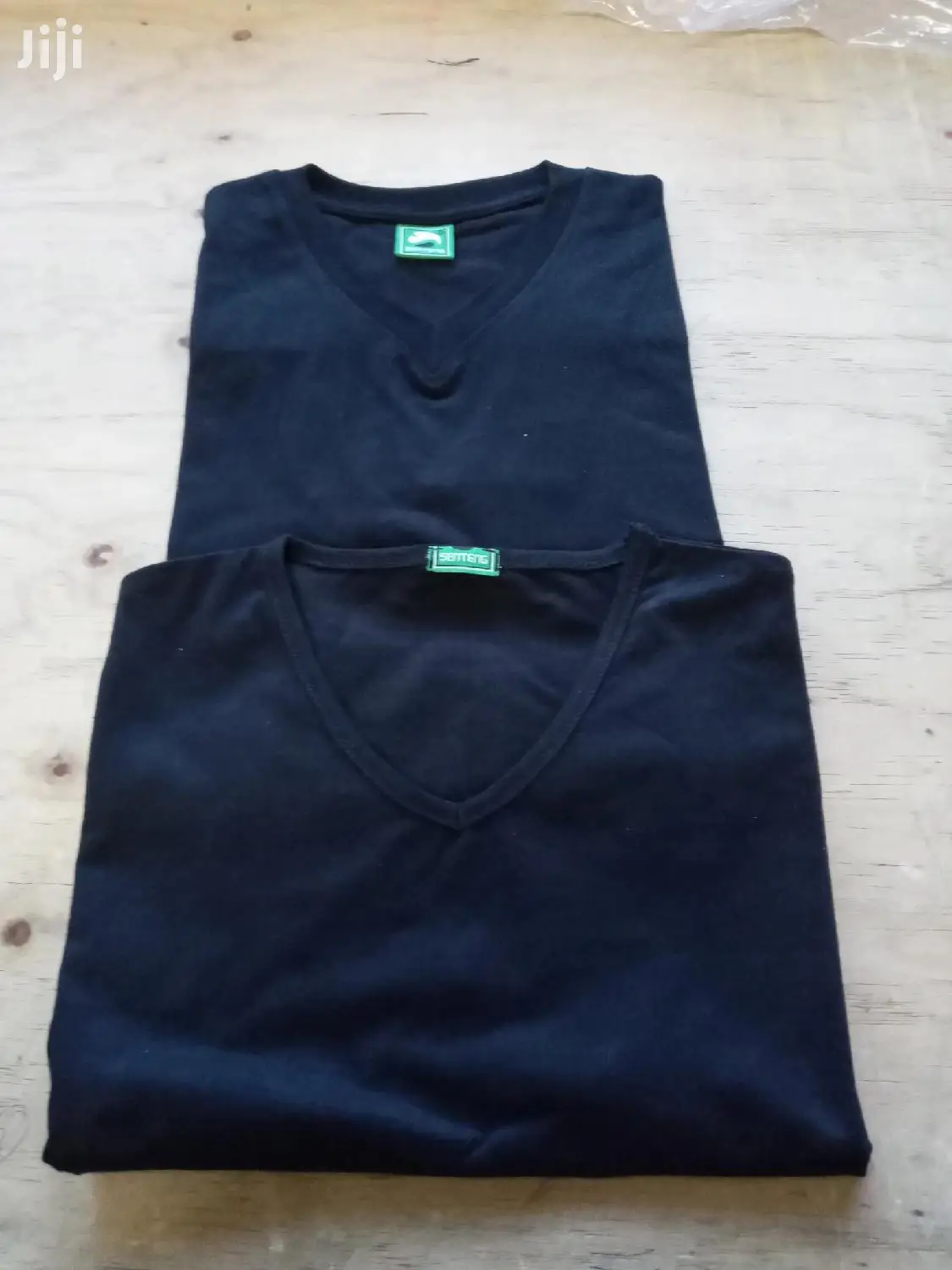 V Neck Tshirts