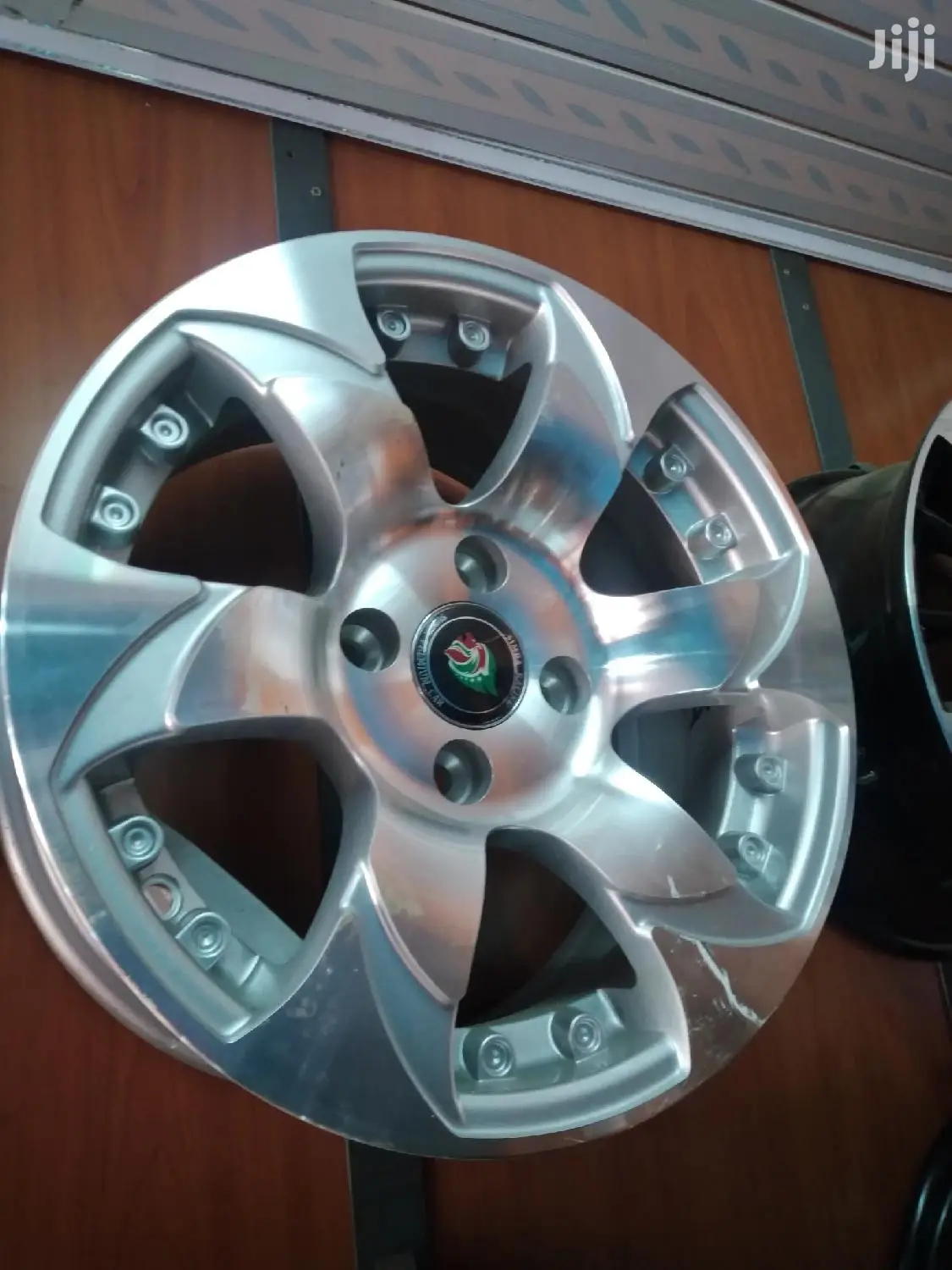Full Set Alloy Rims Size 15 Inch Strong and Durable.
