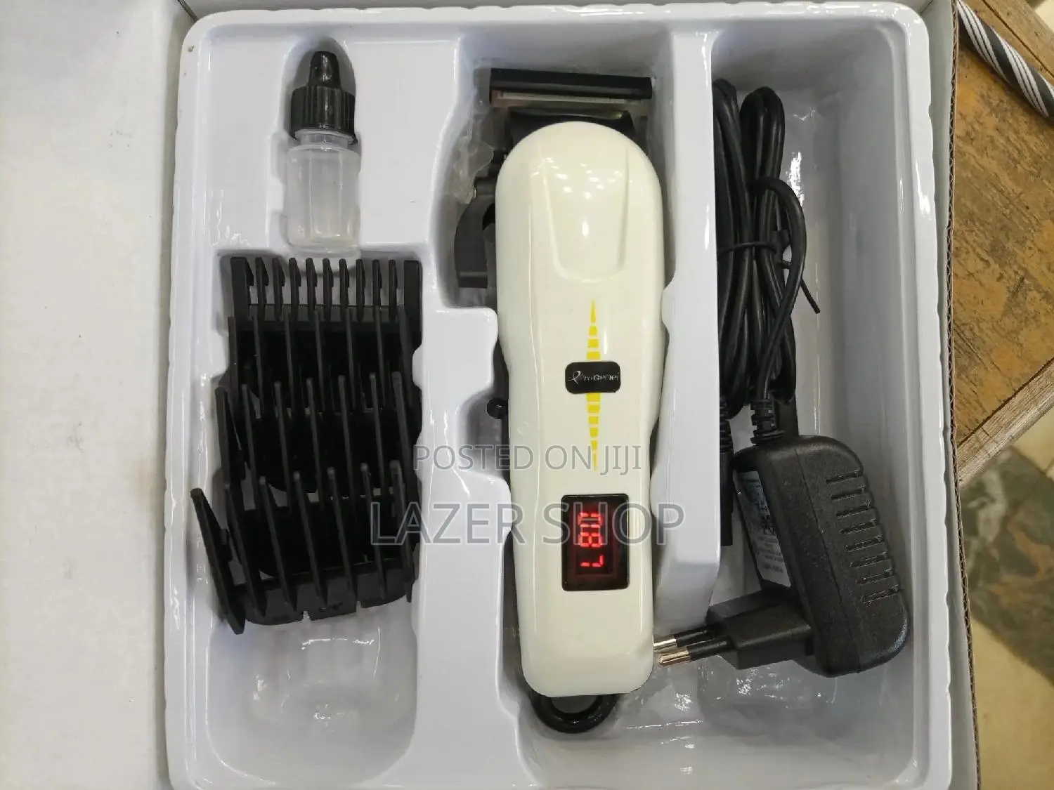 Rechargeable Shaver Gemei
