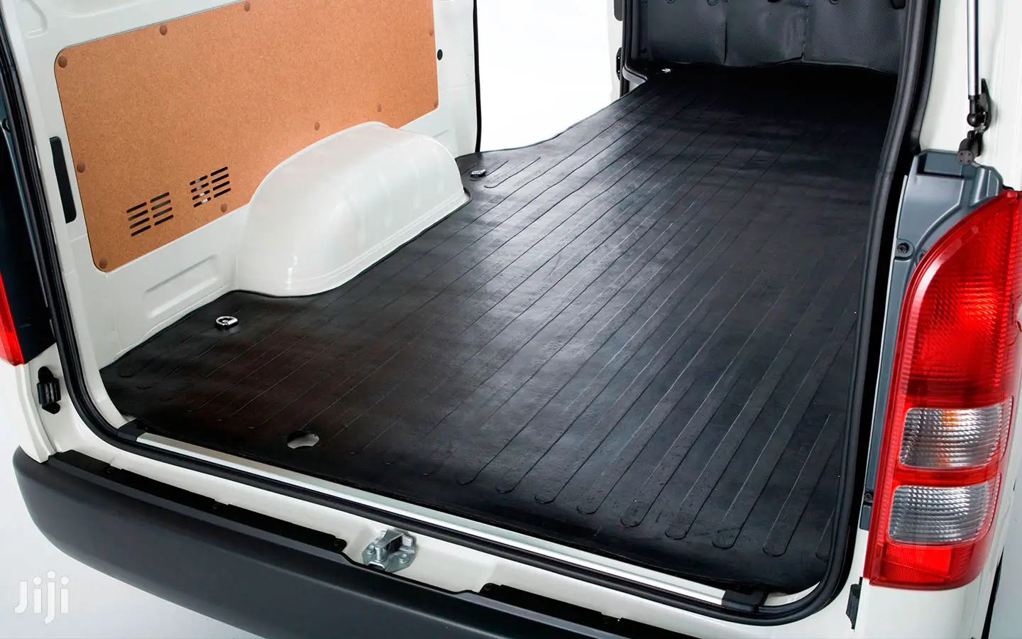 Hiace 7L and 9l Flooring