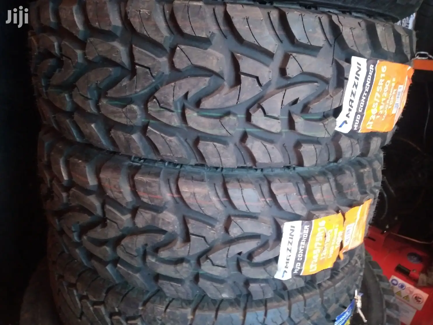 Mazzini Mud Terrain Tires (Mt)
