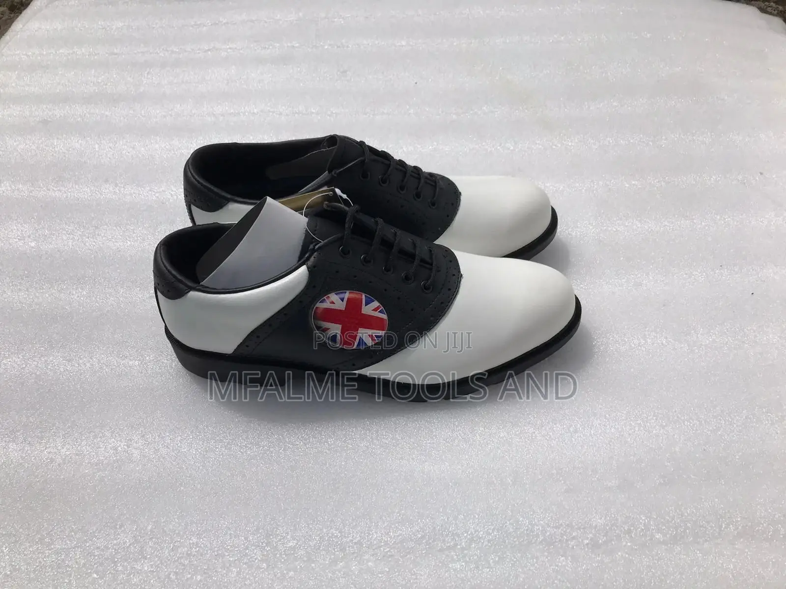 Sale! Clearance ! Genuine Leather Men Golf Shoes Plastic Spikes Ex-Uk