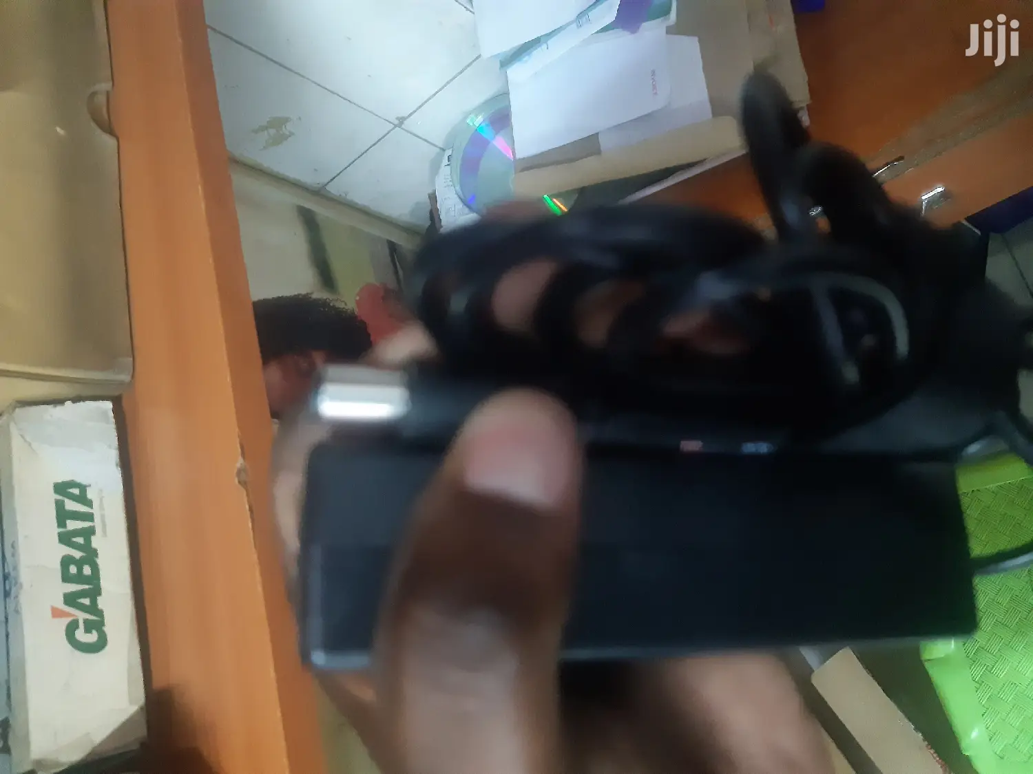 Laptops Adapters Quick Deliveries