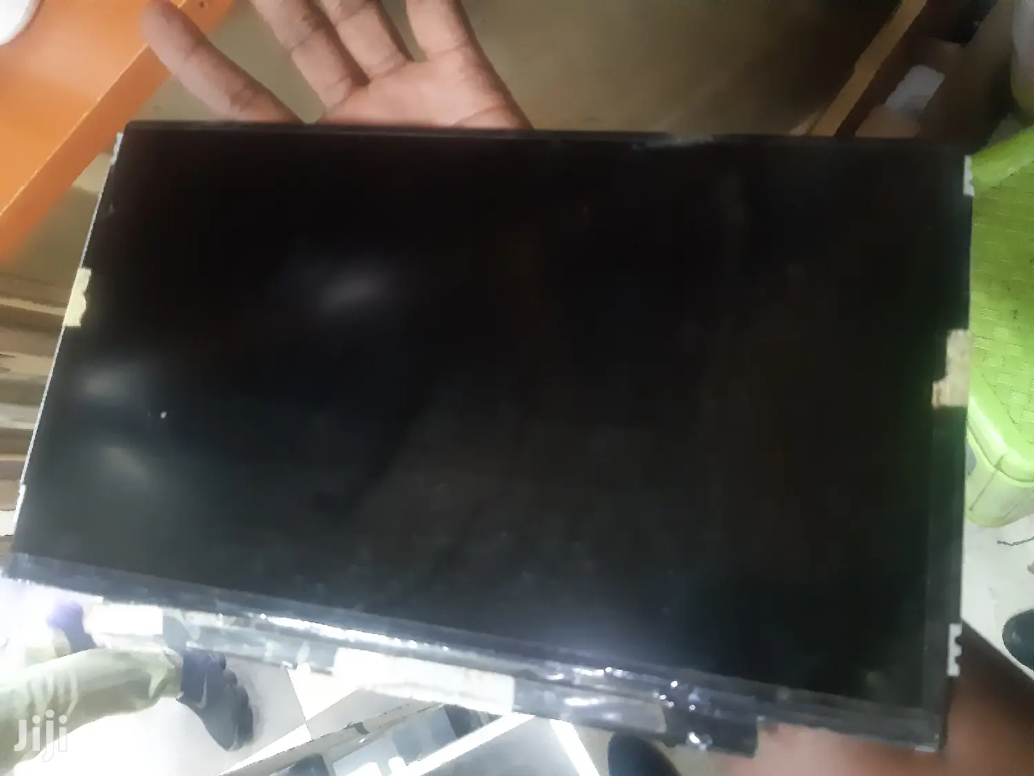 Laptop Screen Replacement In Minutes