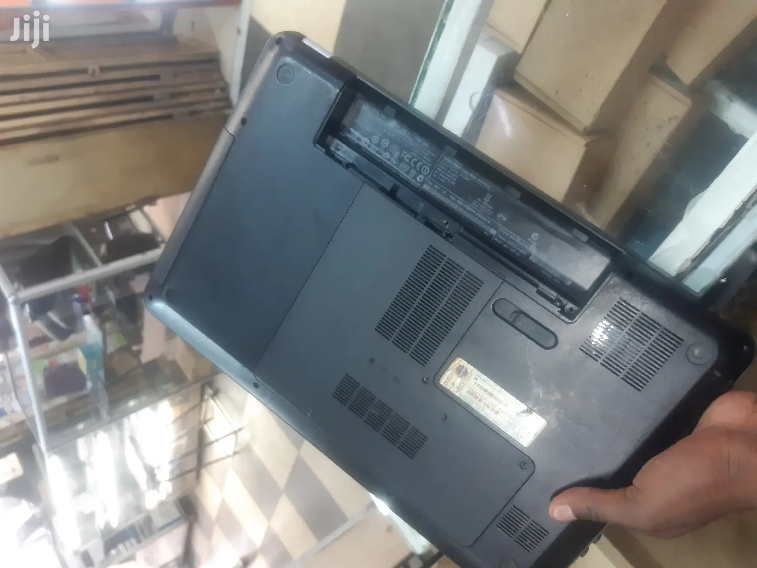 Laptop Screen,Keyboards,Hard Disks
