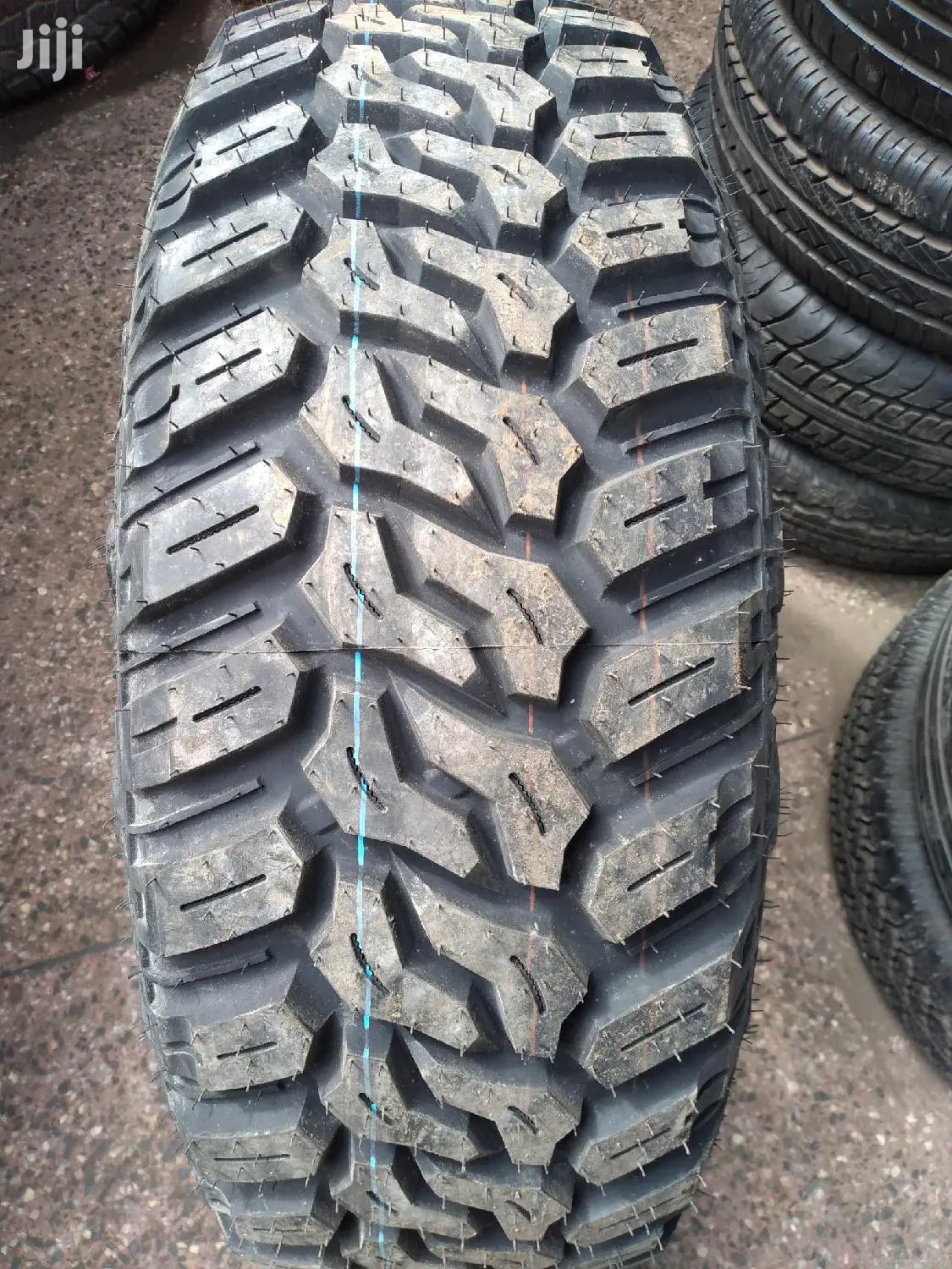 Mud Terrain Tires (M/T) Sizes 265/75 R16.