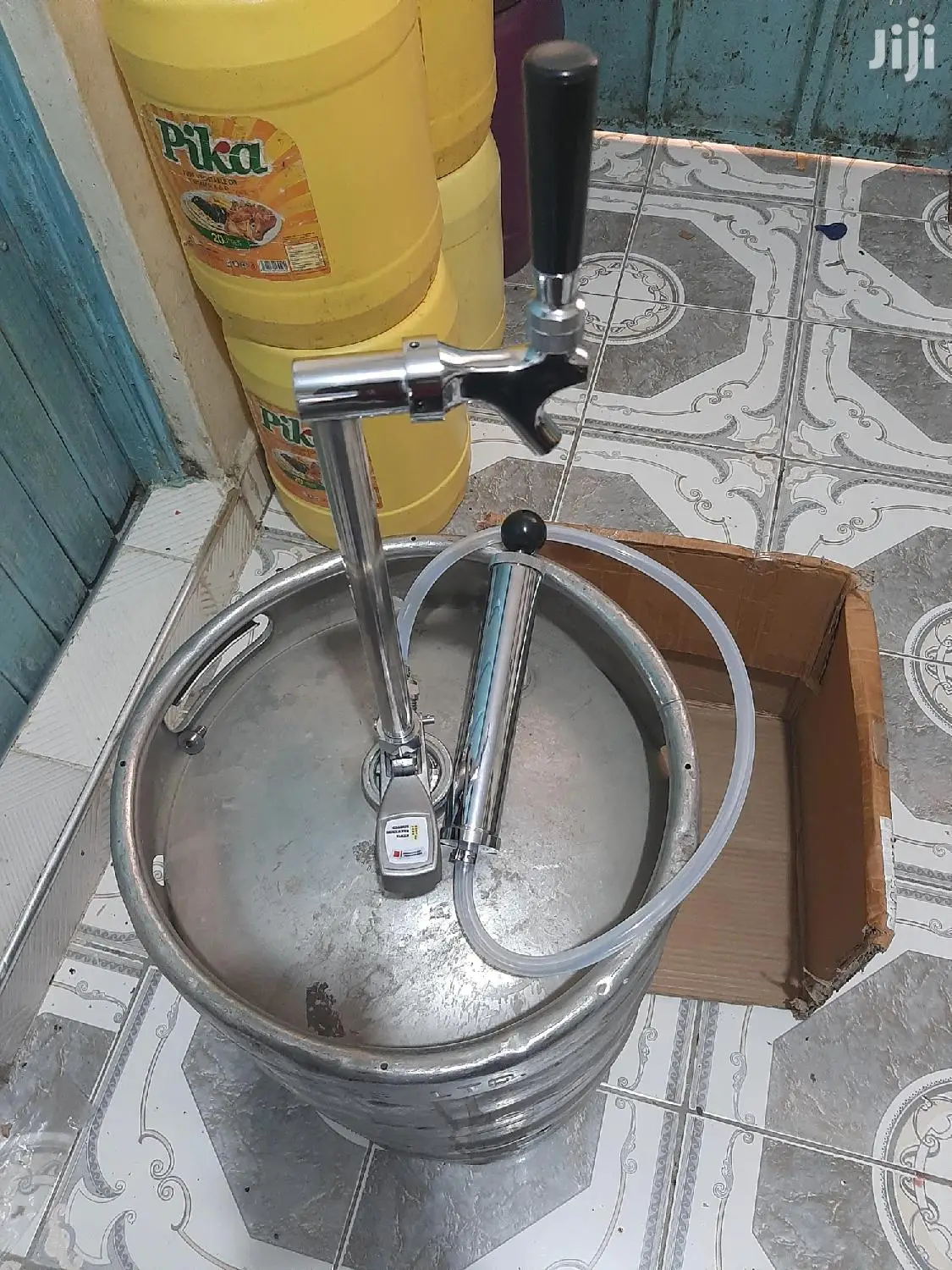 Keg Barrel + New Pump + 6 Senator Cups