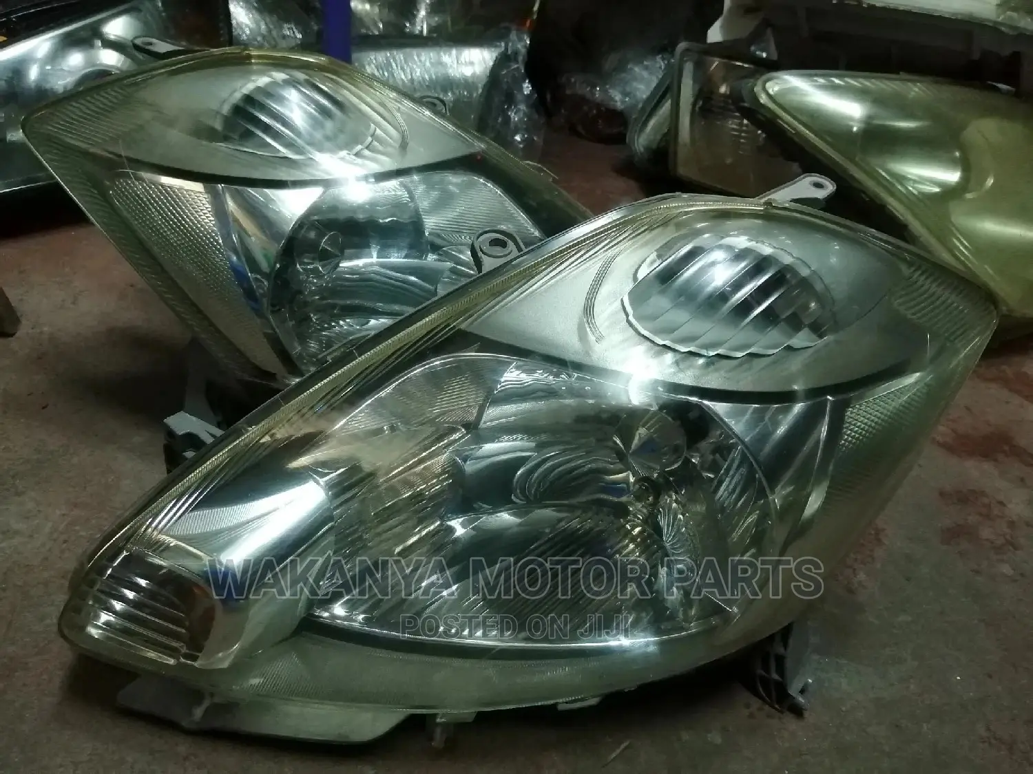 Toyota Passo 2005/2007 Xenon Headlights, Ex Japan Parts