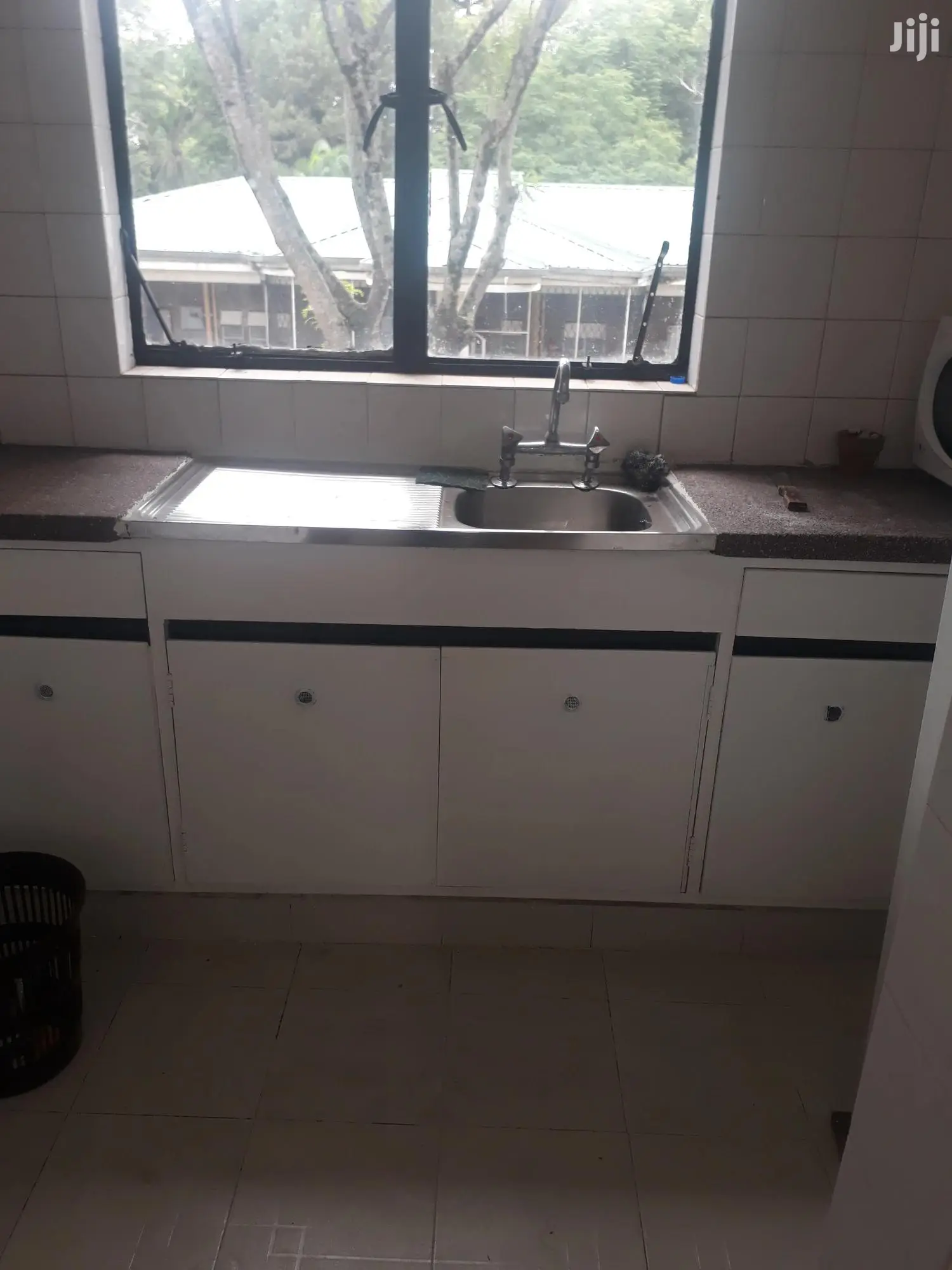 Westlands 1 Bedroom Near Sarit Centre