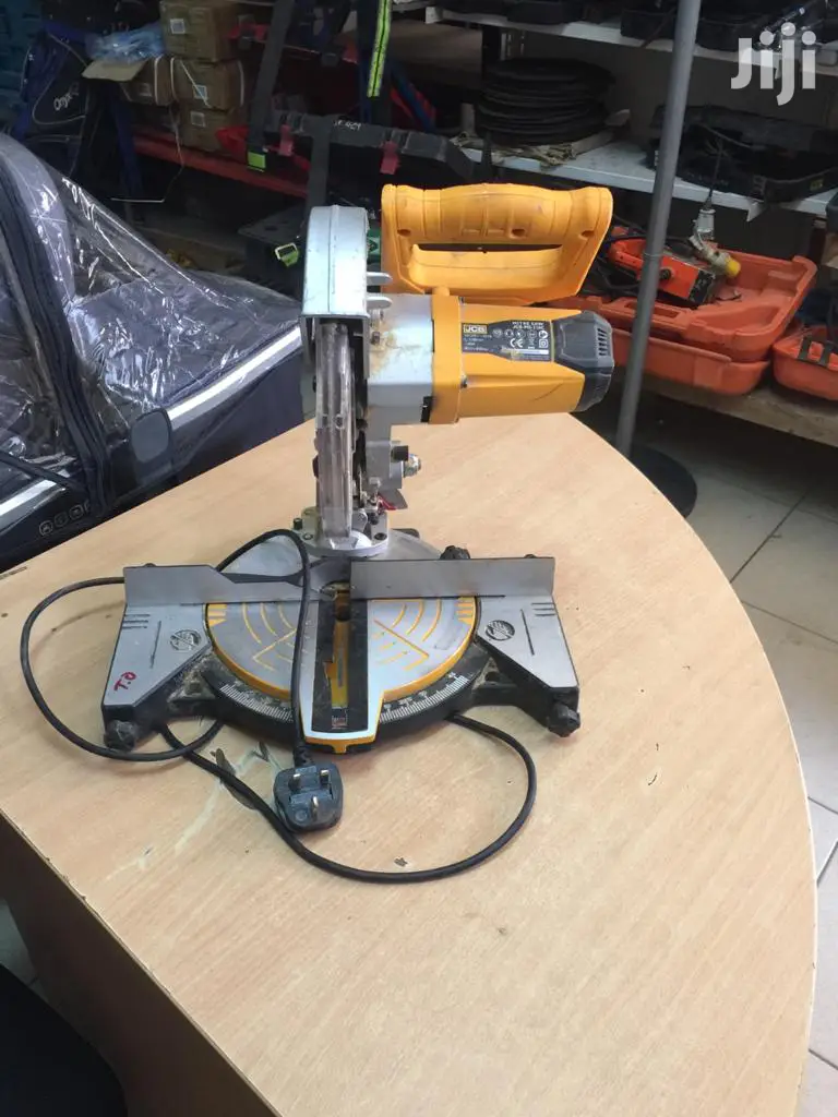 EX-UK Jcb Mitre Saw