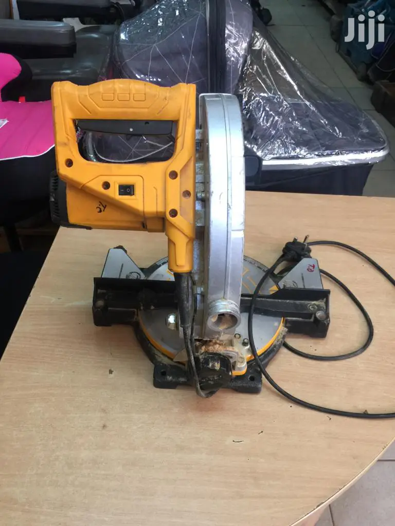 EX-UK Jcb Mitre Saw