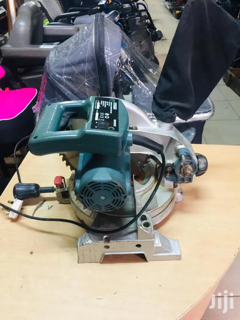 EX-UK Erbauer Mitre Saw