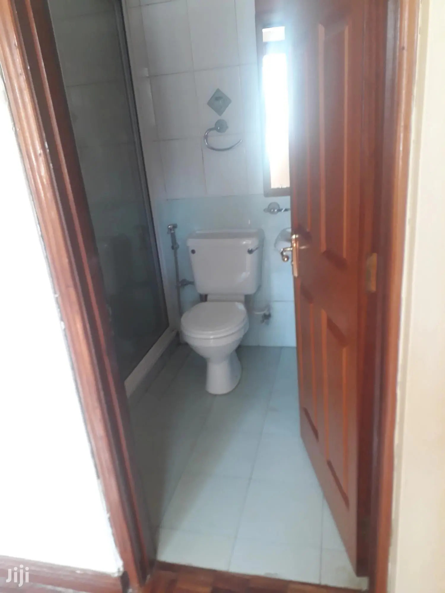 Spacious Bedsitter In Kilimani