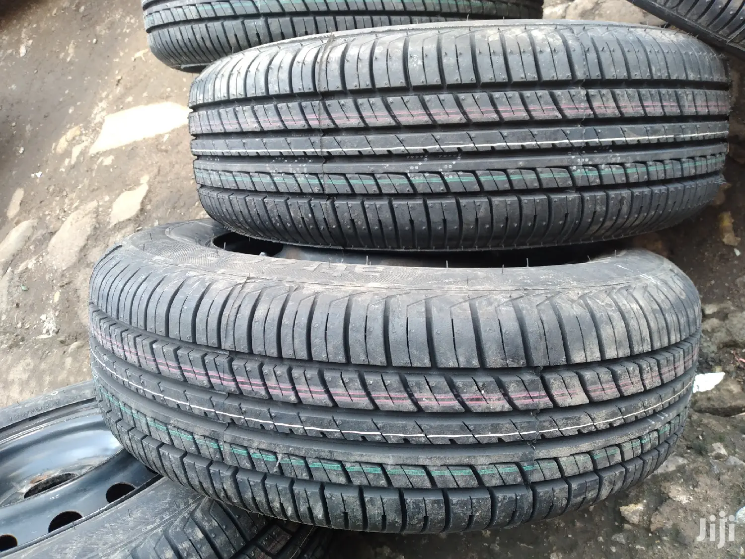 Lassa Tires Sizes 185/70r14 Made in Turkey.