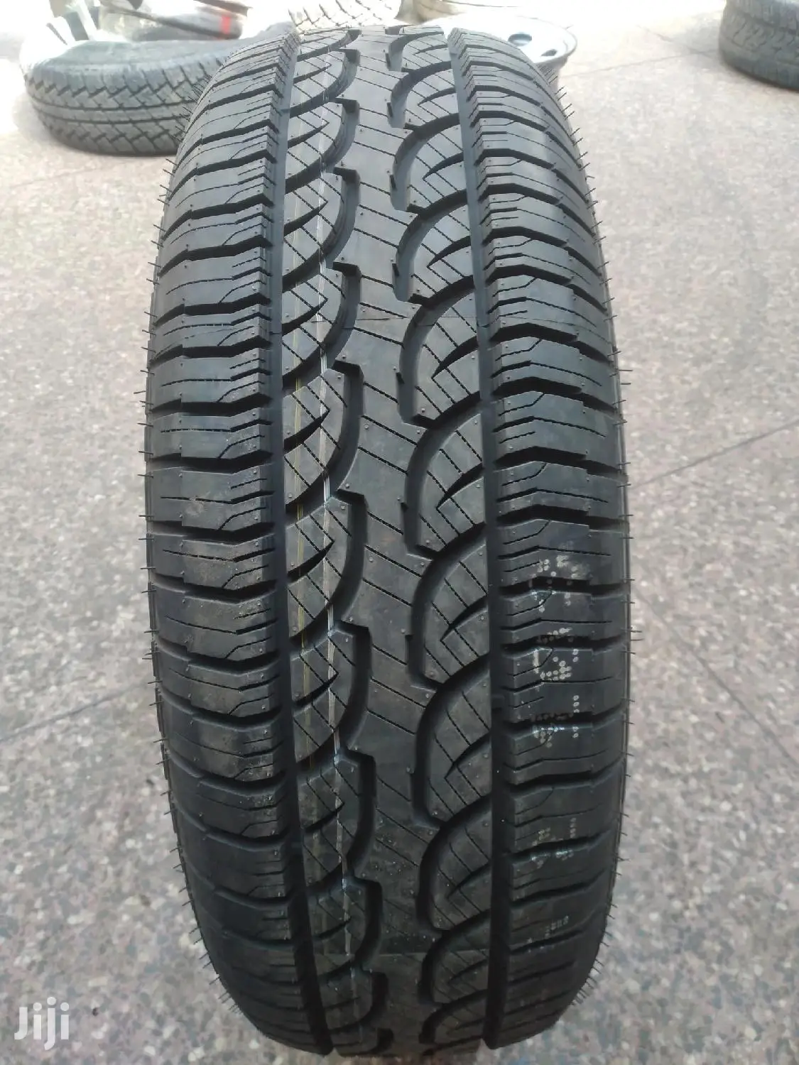 Joyroad Tires Sizes 235/65r17 Radial Tubeless.