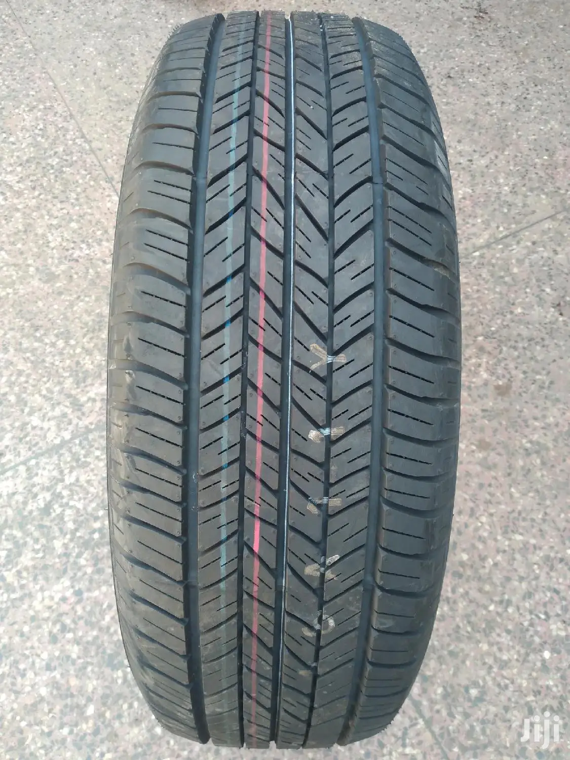 Dunlop Tires Sizes 225/60r17 Made in Japan.