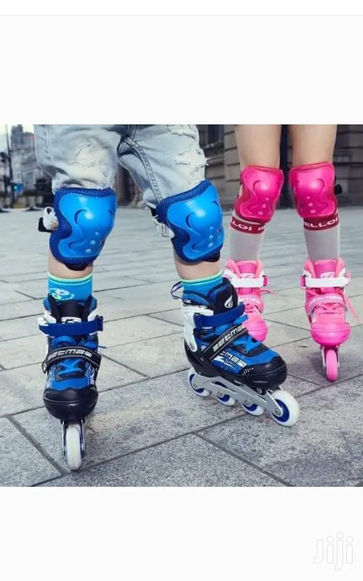 31_42 Size Skating Shoes,Knee and Hands Protective Gears
