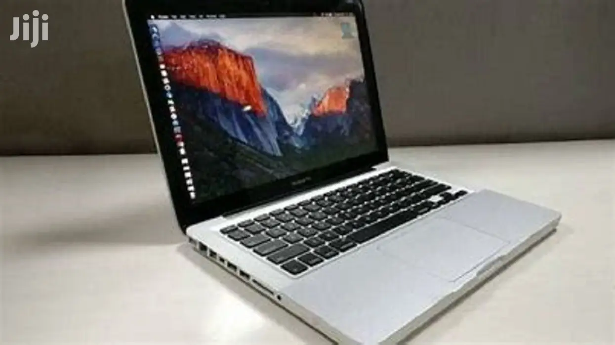 Laptop Apple MacBook Pro 4GB Intel Core I5 HDD 500GB