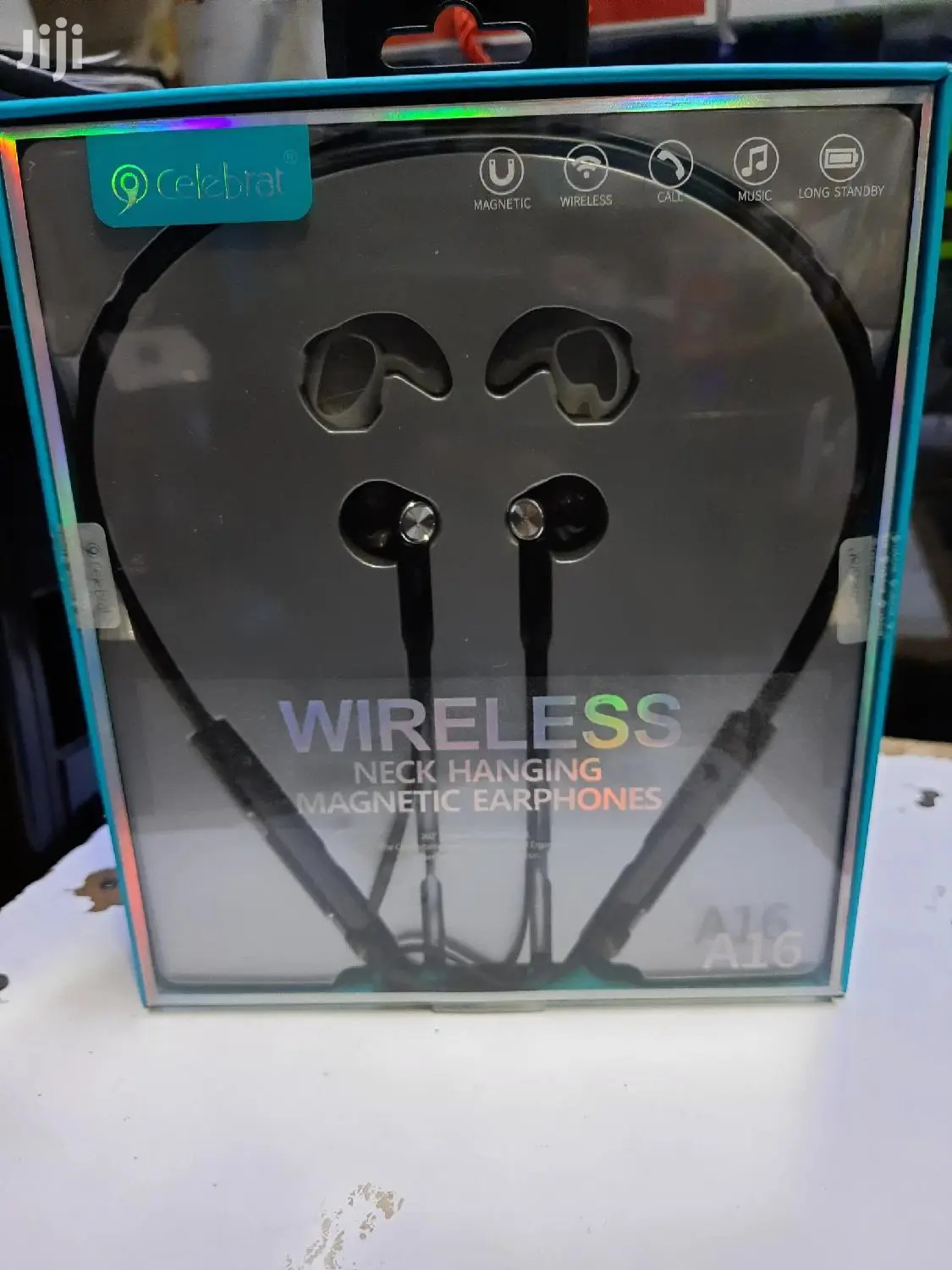 Celebrat Wireless Neckhanging Magnetic Earphones.