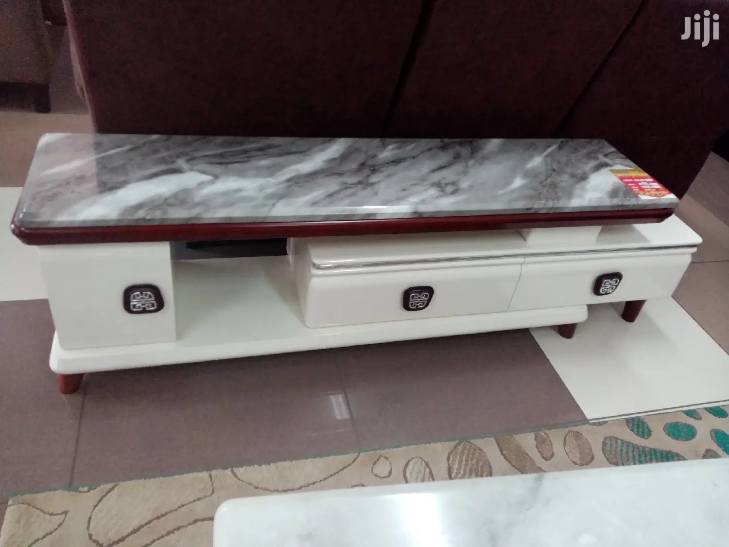 Extendable Pure Marble TV Stand