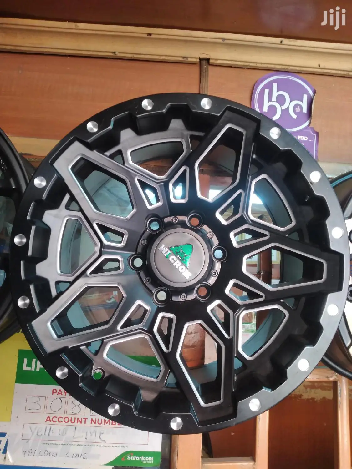 Unique Alloy Rims Set Size 17 Inch 6 Holes