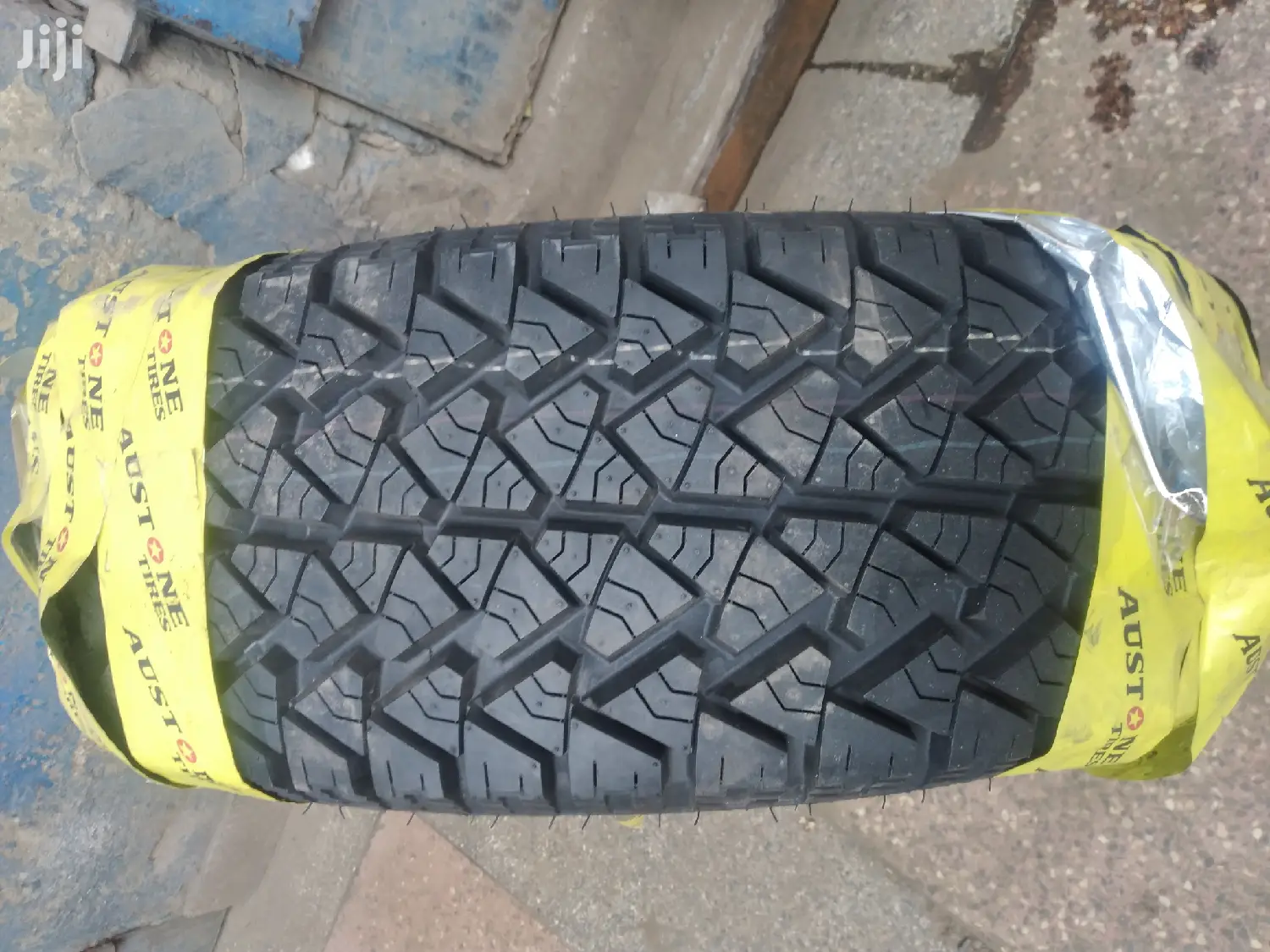 Austone Tires Sizes 235/65r17 A/T.