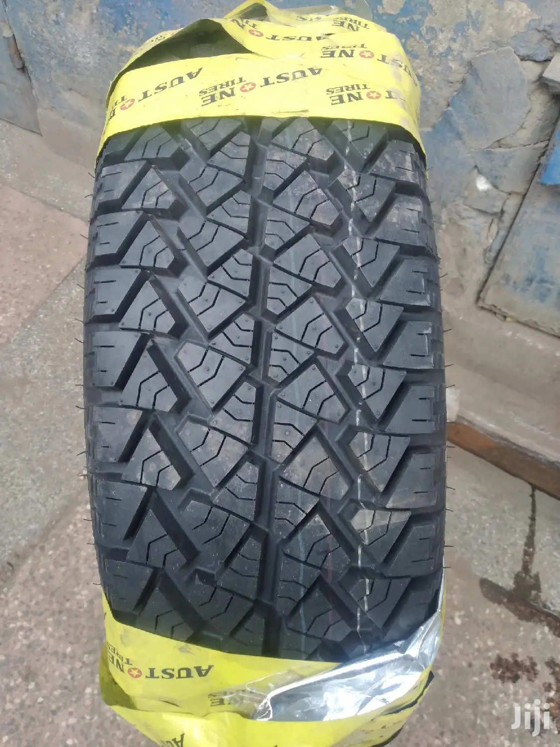 Austone Tires Sizes 235/65r17 A/T.