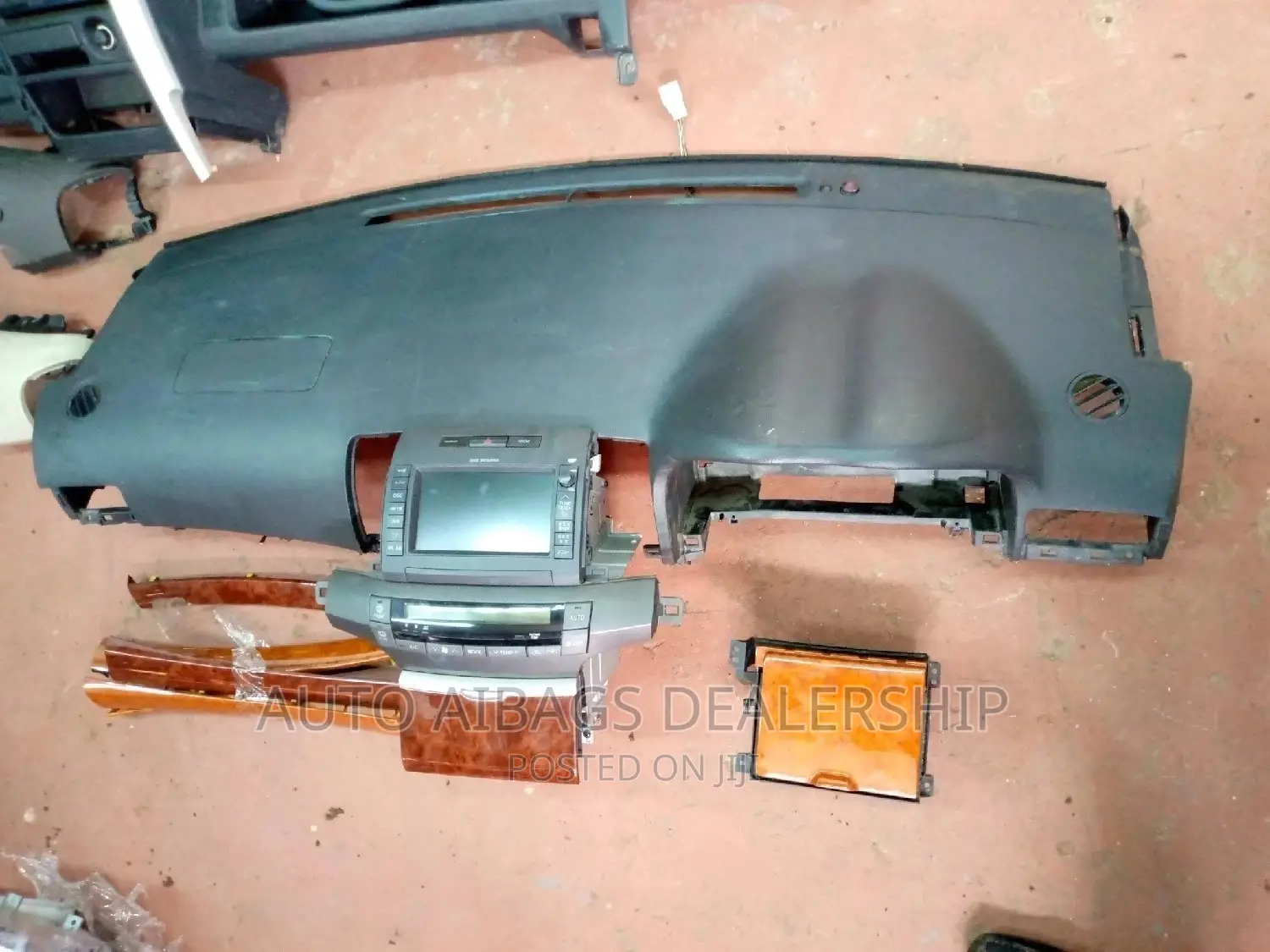 Dashboard for Toyota Premio/Alion 240.