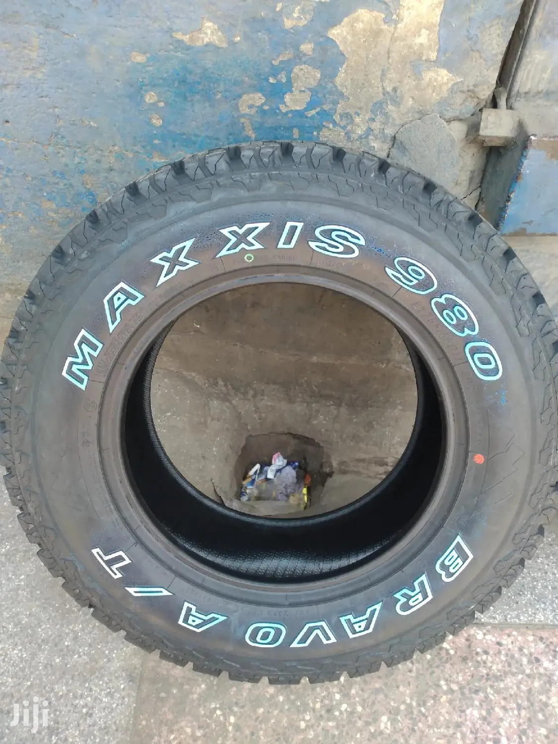 Maxxis Tires Sizes 265/65r17 a/T Made in Thailand.