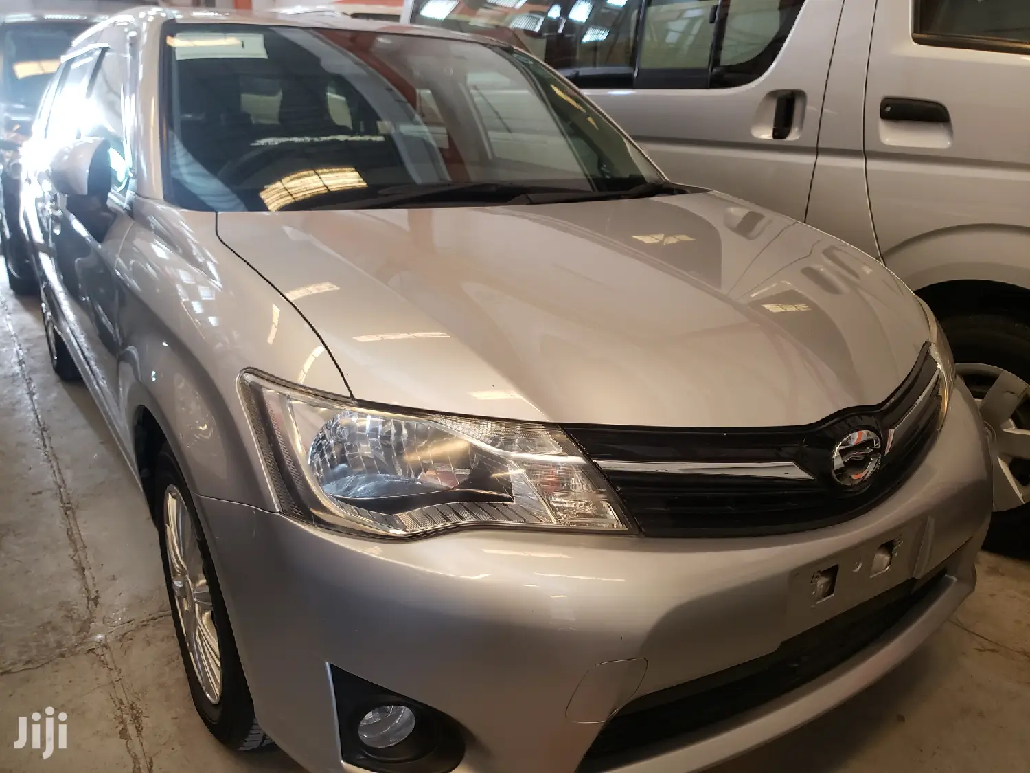 Toyota Fielder 2014 Silver